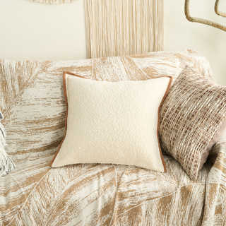 Pearl Essence Cushion Cover