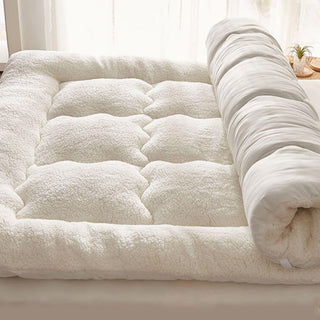 Large Cozy Lambswool Human Dog & Cat Mattress Topper